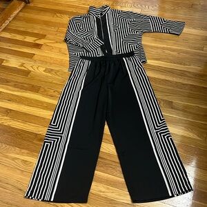 Modern works set!! Only used once!